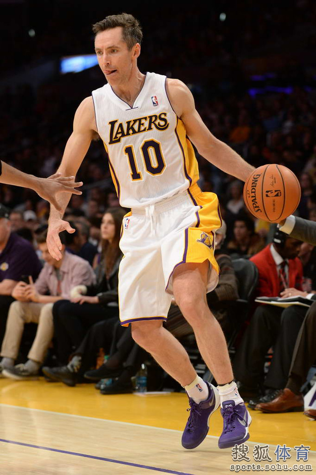 Yabo Sports公牛不断突破！，凯恩连续十场比赛得分超过险胜赢得满堂喝彩的简单介绍